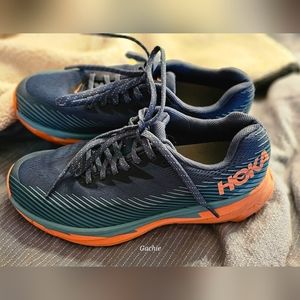 Hoka One One Torrent 2 Size 6.5 Womens